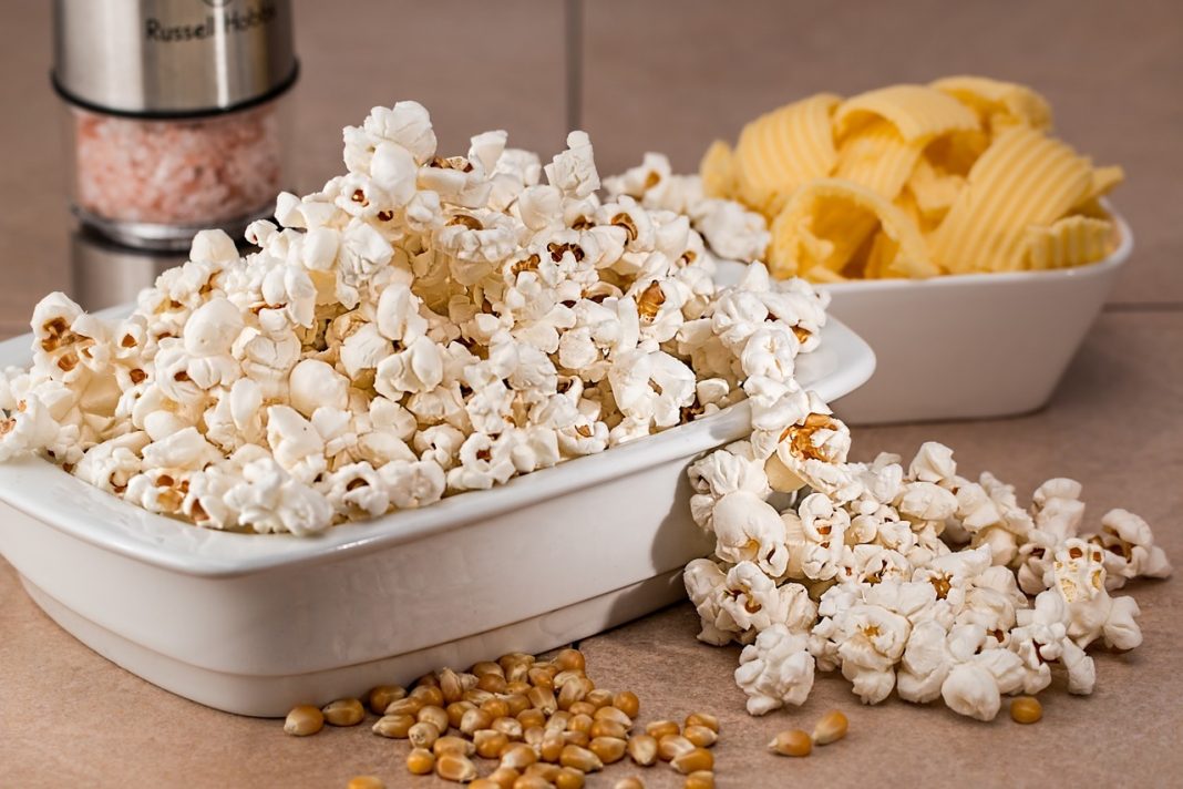 the best popcorn maker