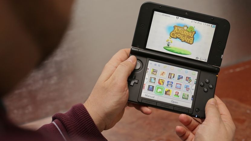Minecraft Explores New Game Console, Available for the Nintendo 3DS