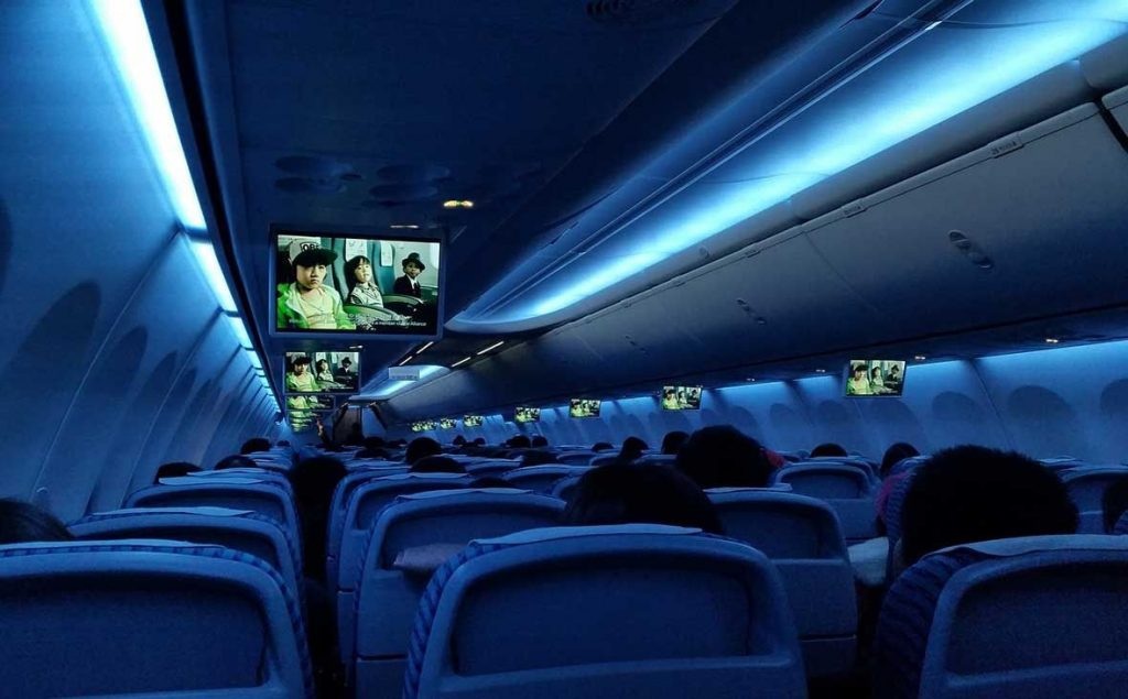 Netflix Offers Bandwidth Tech to Airlines for In-Flight Streaming