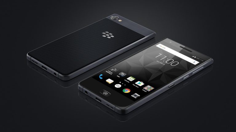 TCL Reveals Its Newest Touchscreen Mobile: The BlackBerry Motion