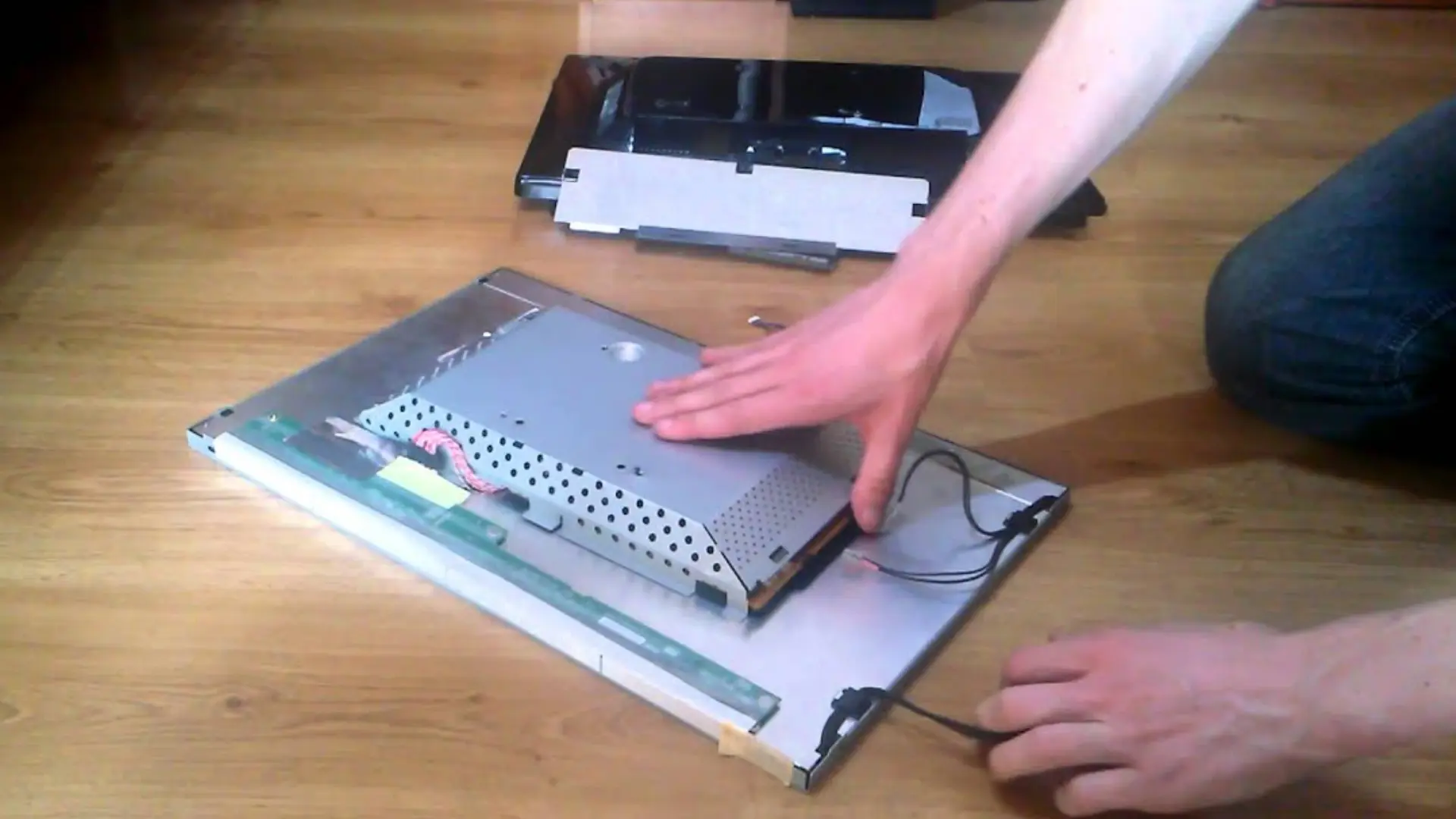 How To Disassemble an IPS Monitor for Internal Cleaning
